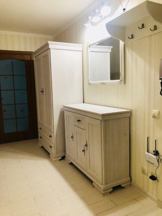 Classic Apartment Boryspilʼ Extérieur photo